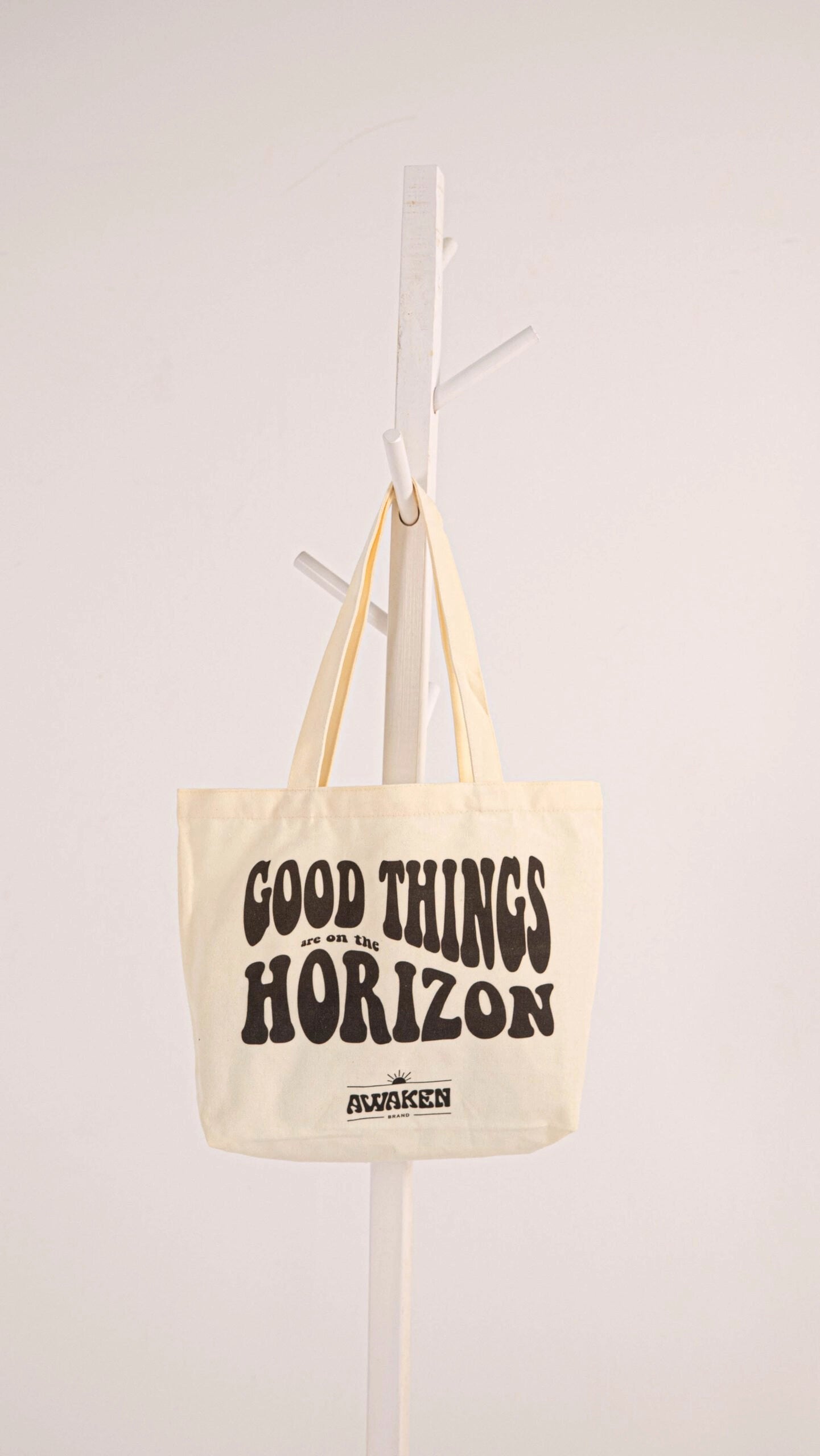 Bolsa tote frontal logo beige crema suave