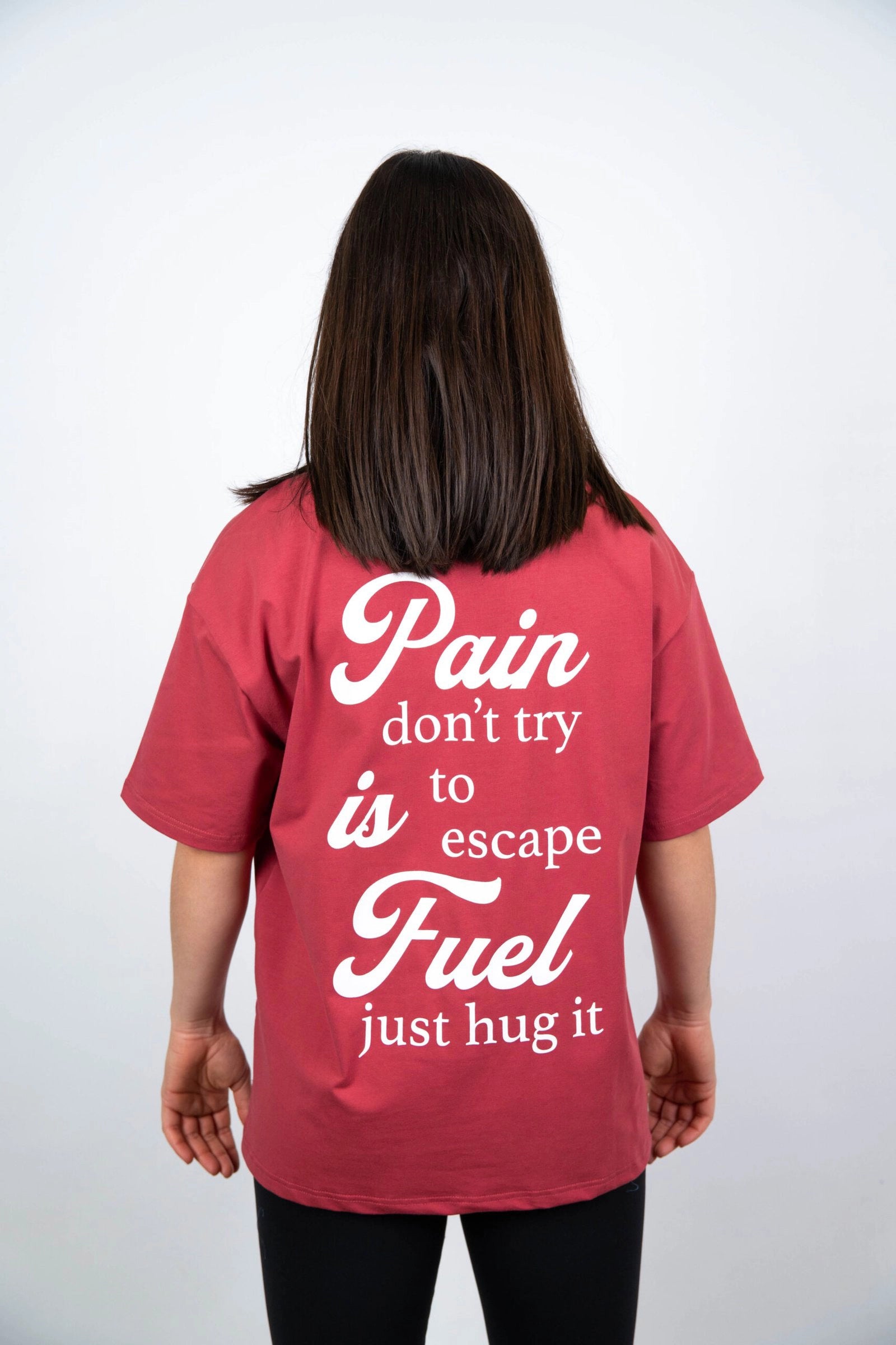 Camiseta de manga corta mujer oversize trasera color burdeos bittersweet