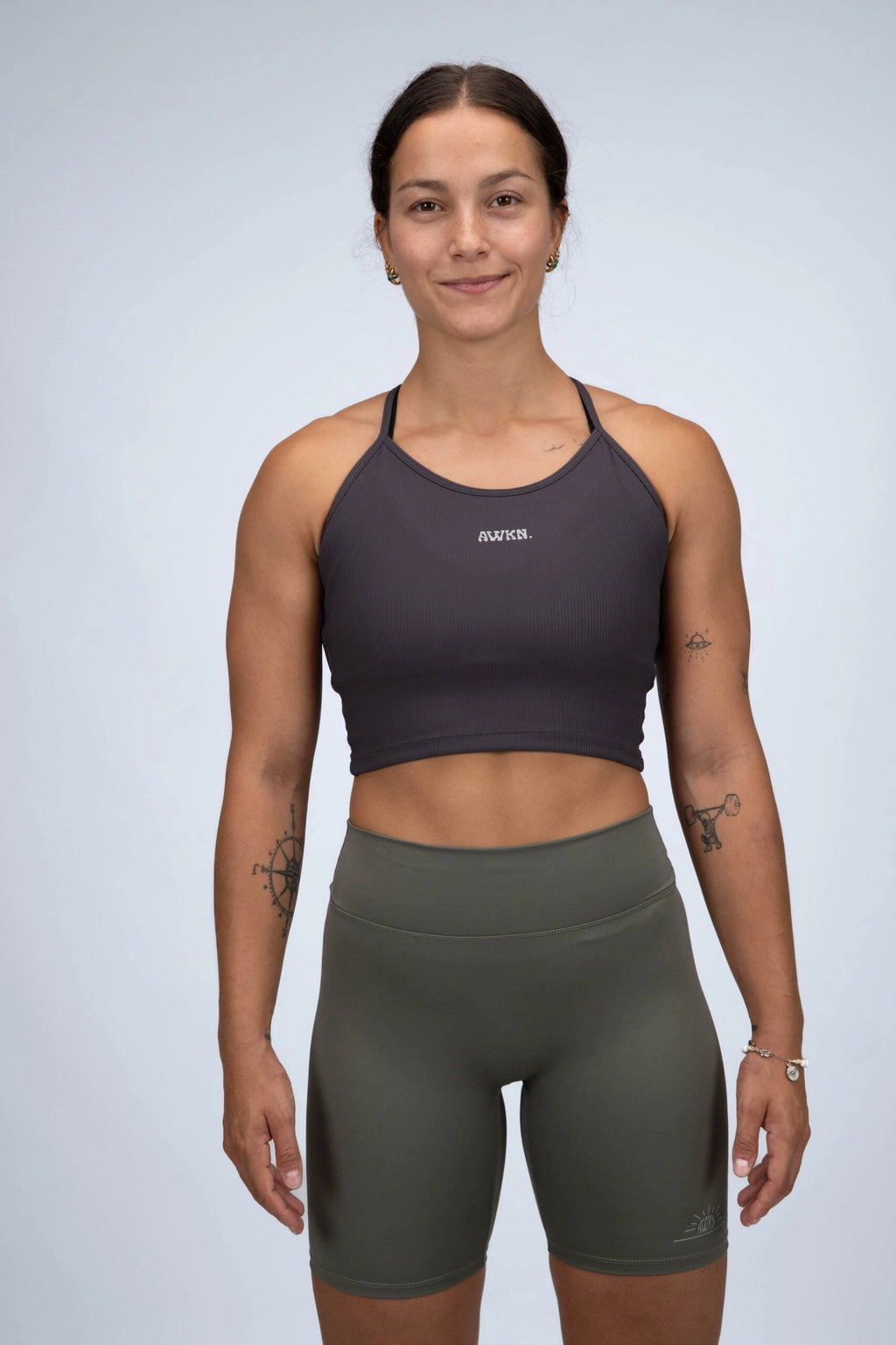 Camiseta de tirantes ajustada con logo frontal color gris earl