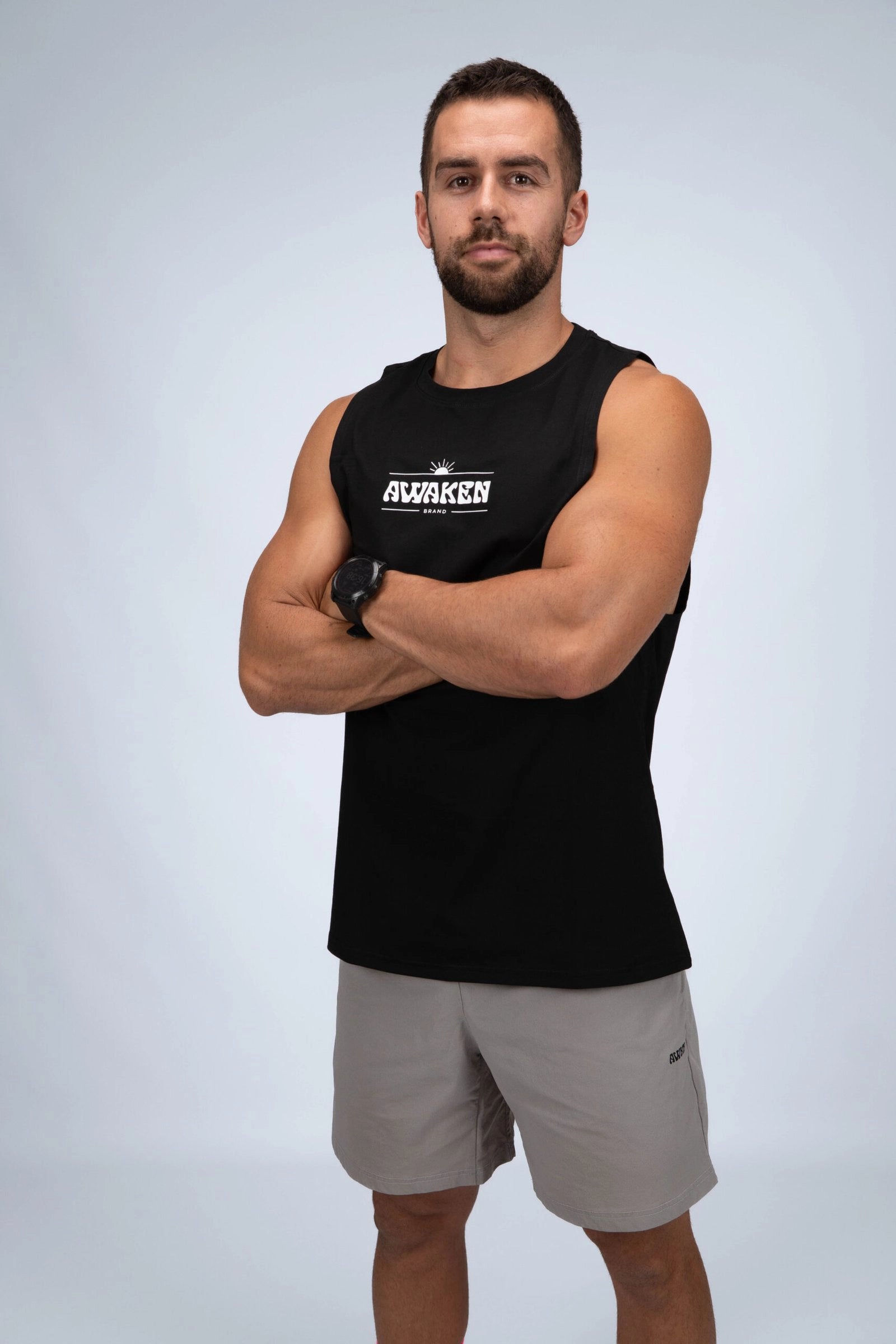 Camiseta de tirantes hombre con logo parte frontal color negro 2