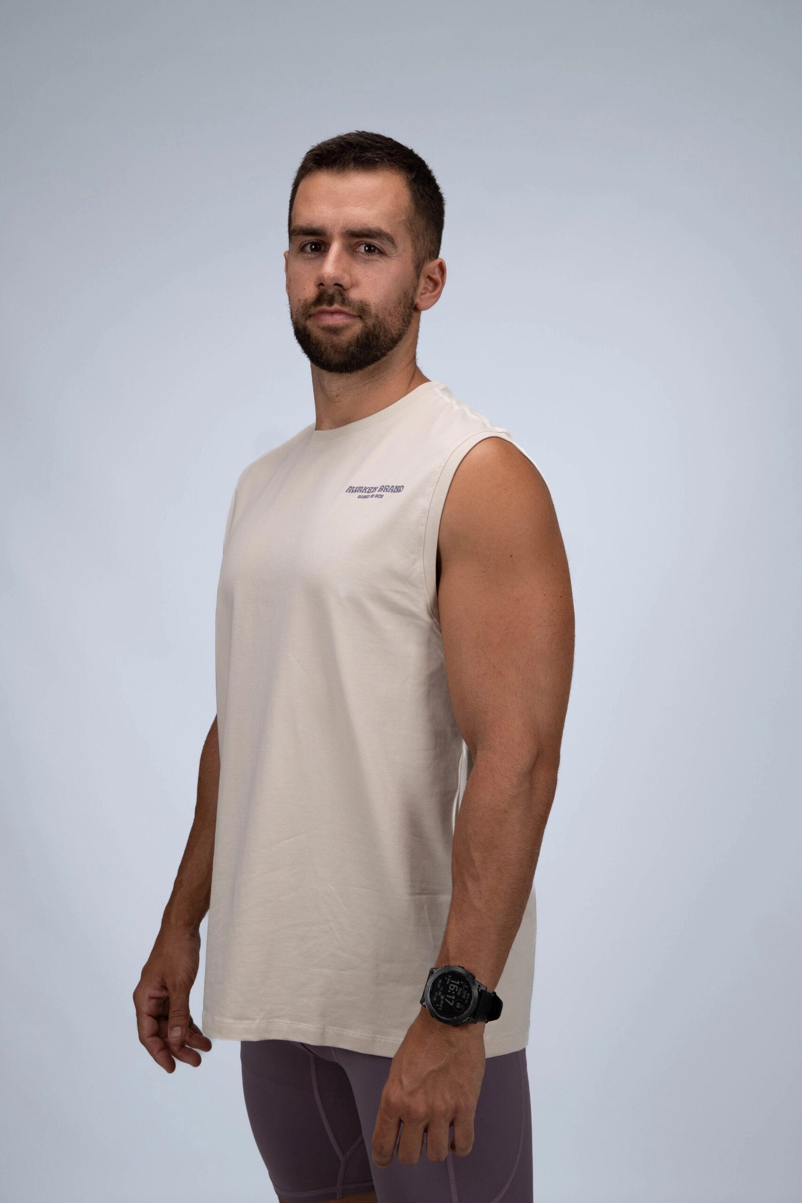 Camiseta de tirantes oversize perfil color cacahuete