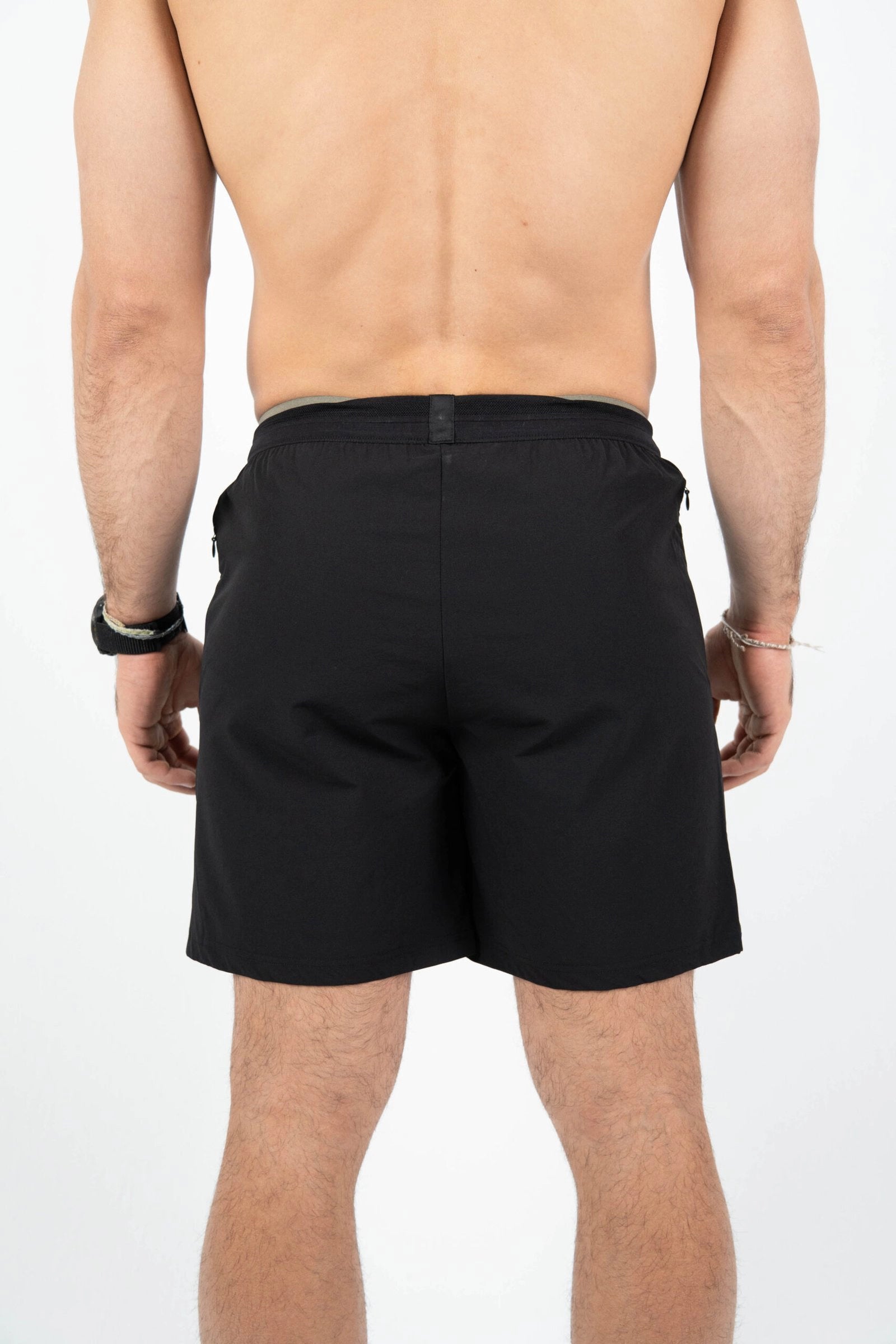 Pantalón corto hombre trasera color negro